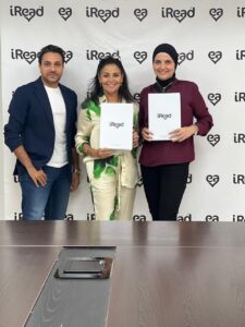 حنان البهي توقع عقدًا مع iRead eBooks

